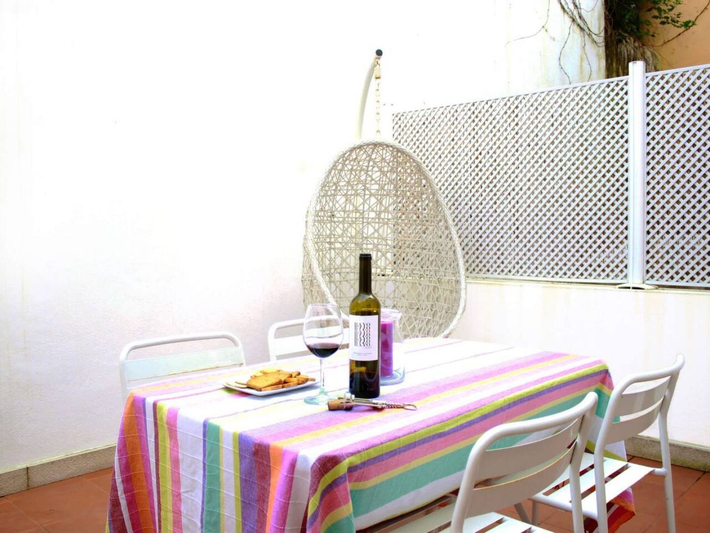 ALTIDO Modern 1-bed Apt with terrace, moments from São Bento Palace Lisboa Exterior foto