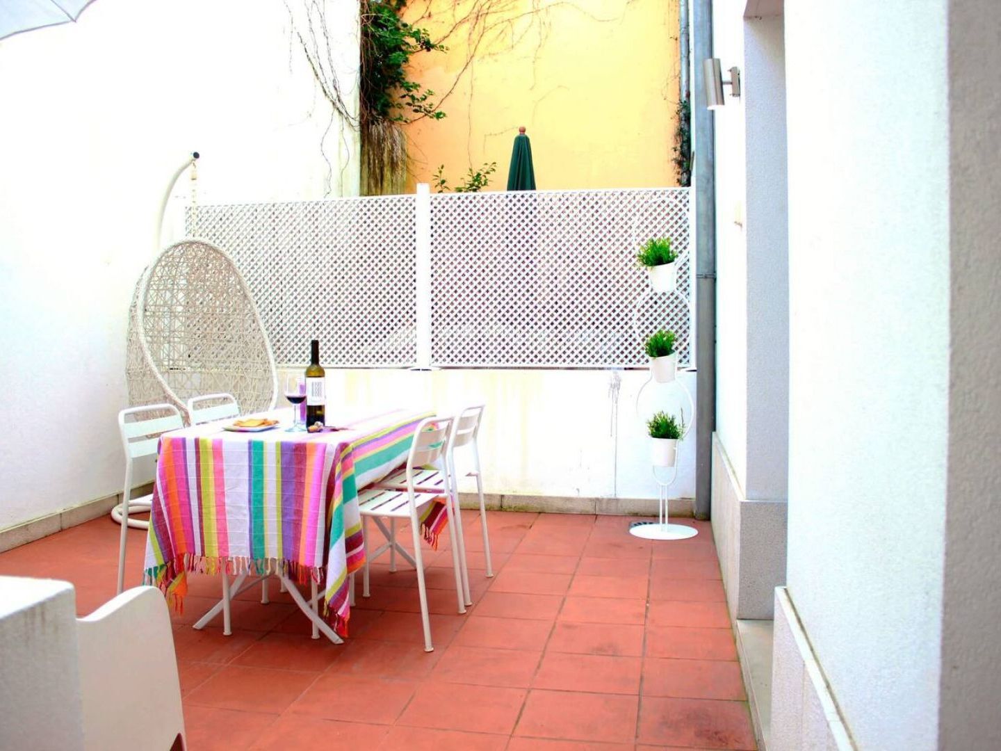 ALTIDO Modern 1-bed Apt with terrace, moments from São Bento Palace Lisboa Exterior foto